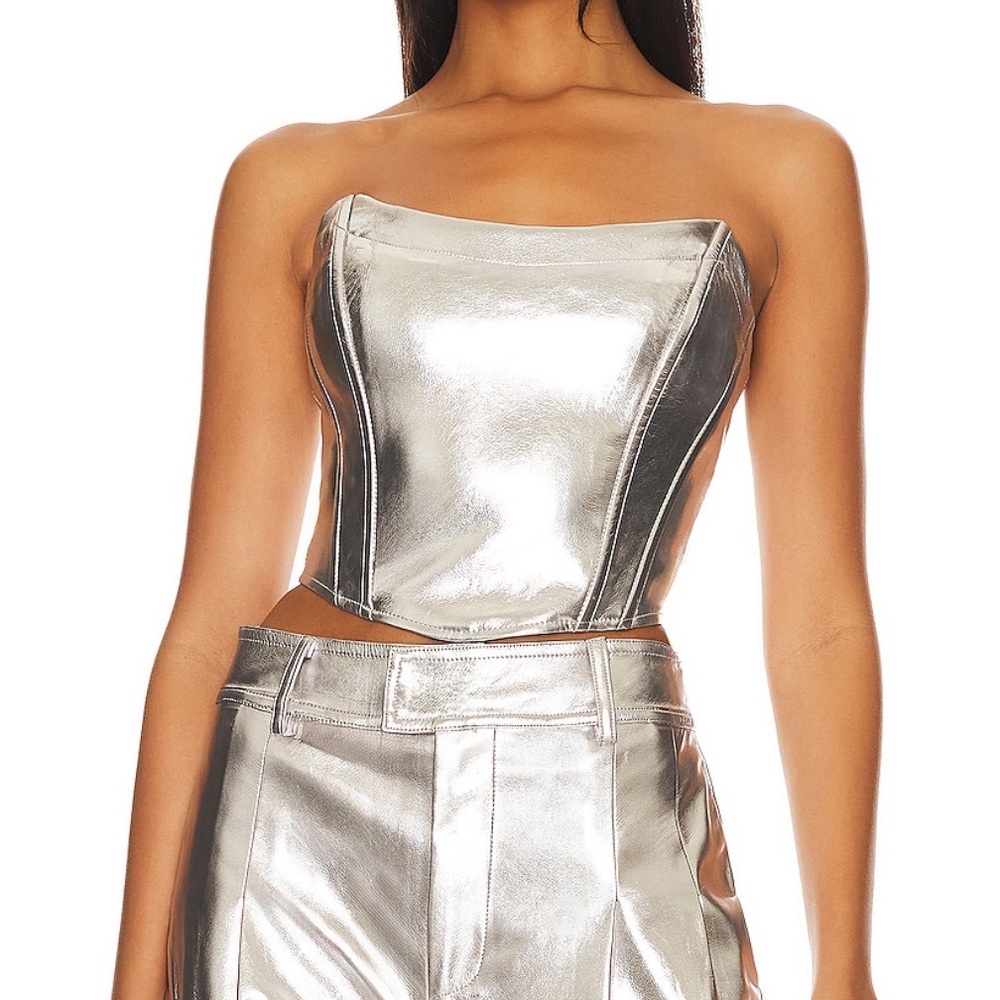 Line and dot Tinsley Strapless top in silver